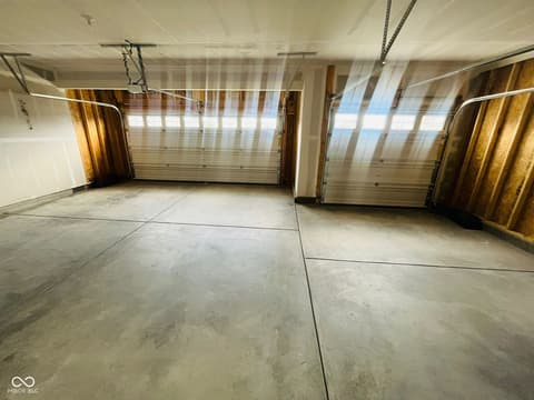 Garage at 12375 Fresh Stock Drive, Noblesville, IN