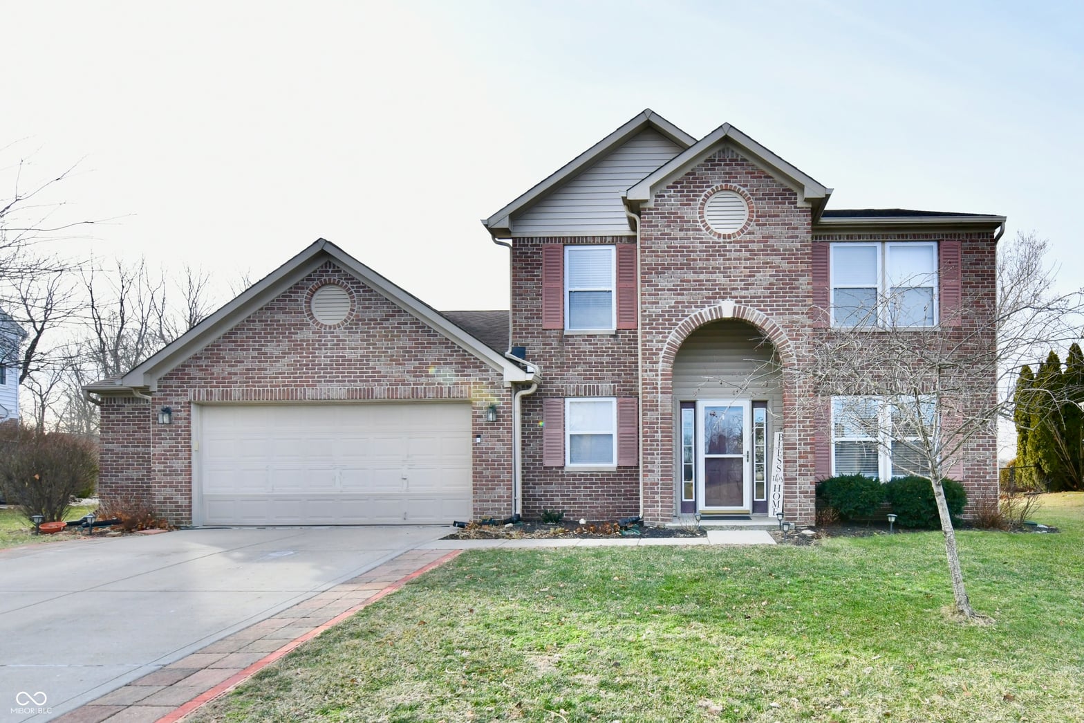 Front exterior at 3011 Shadow Lake Drive, Indianapolis, IN