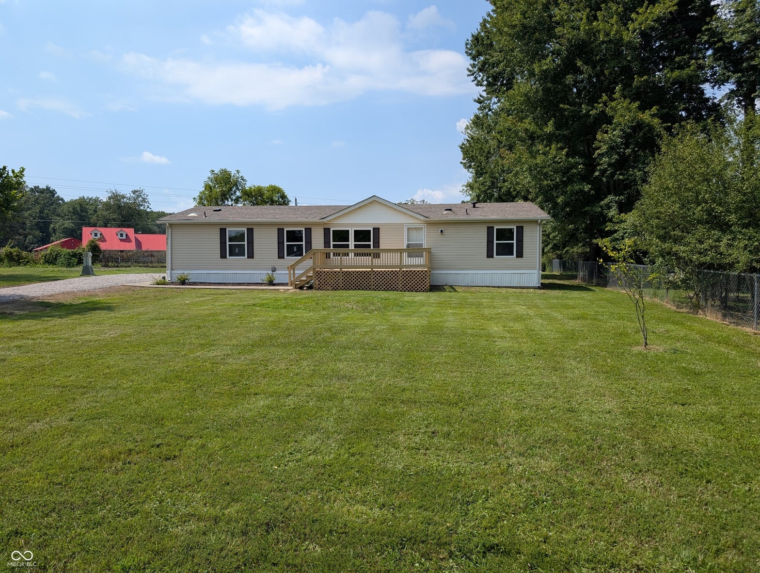 Photo of 260 Hawthorne Drive, North Vernon, IN