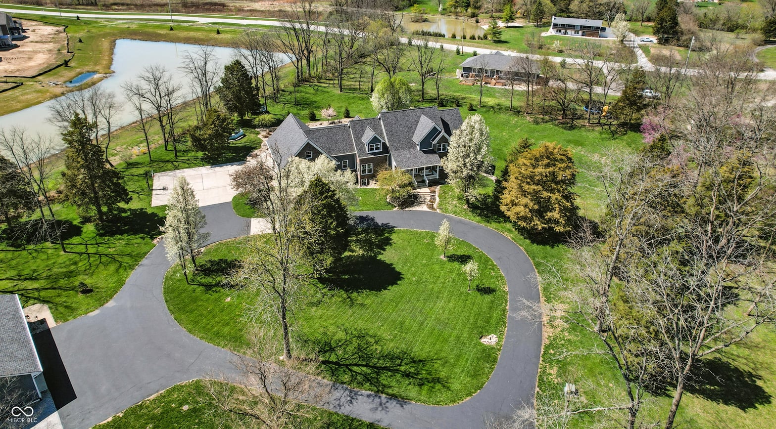 Photo of 4353 W County Road 144, Bargersville, IN
