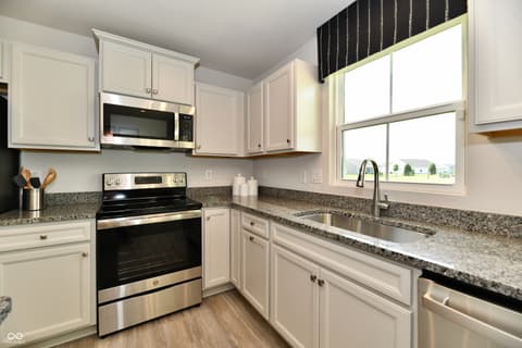 Photo of 1267 Gunnison Drive, Greenfield, IN