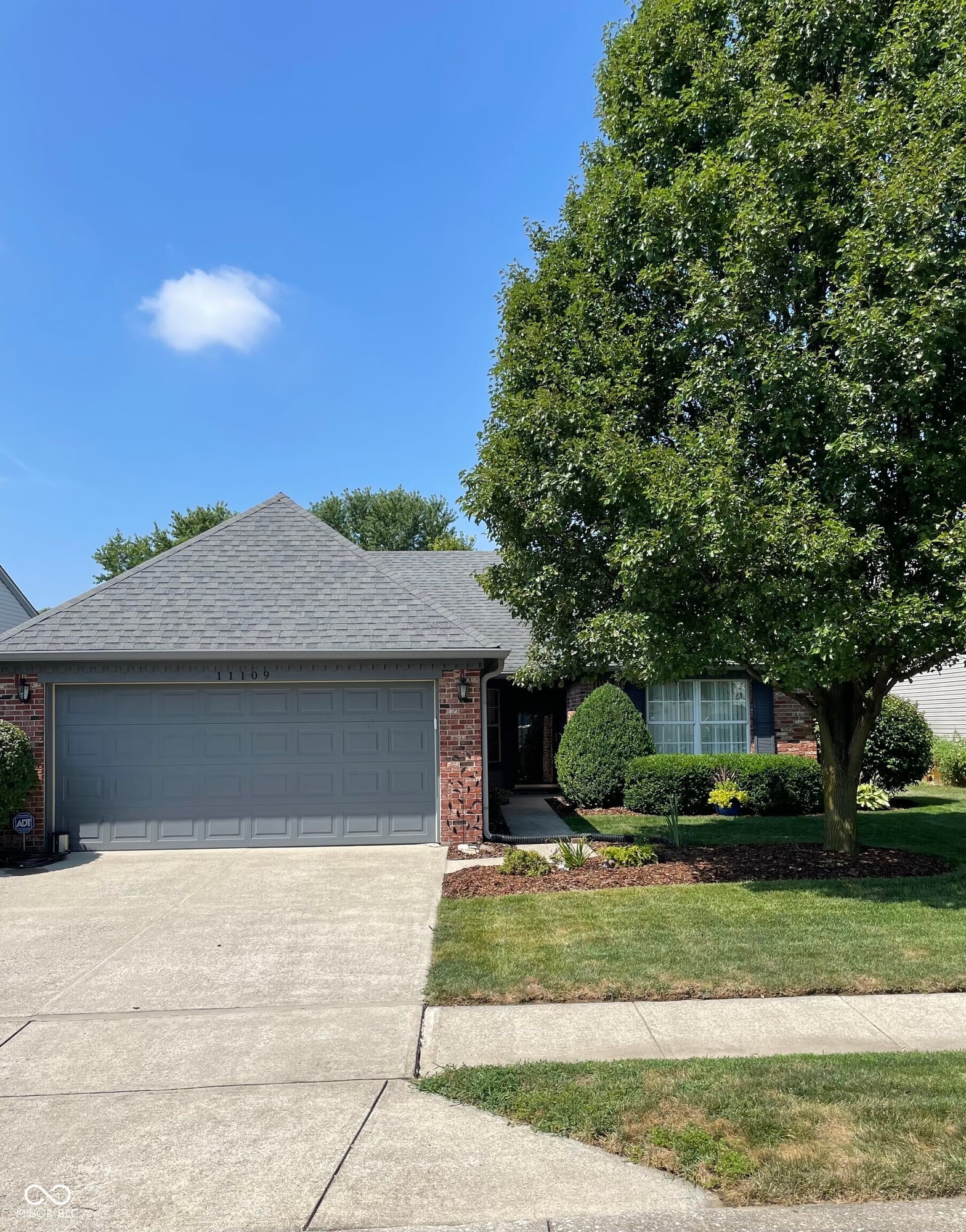 Photo of 11109 Lake Run Drive, Fishers, IN
