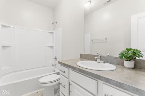 Photo of 17362 Dovehouse Lane, Westfield, IN