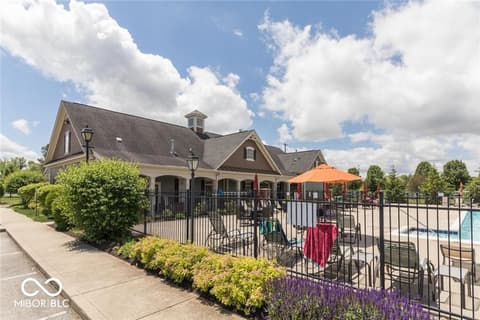Photo of 17362 Dovehouse Lane, Westfield, IN