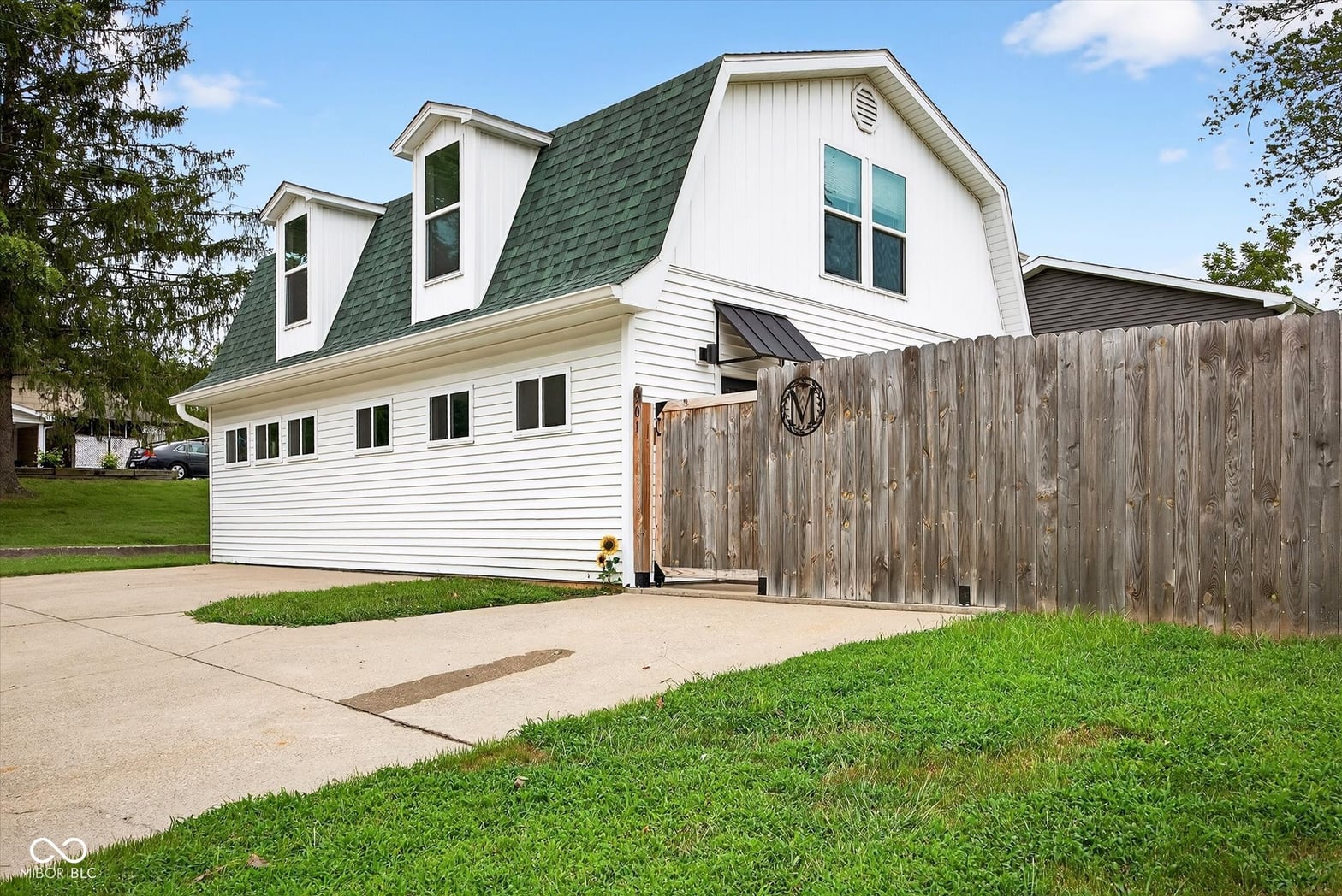 Photo of 901 25th Street, Bedford, IN