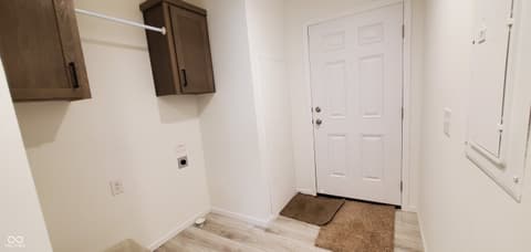 Laundry room at 13 S Galeston Avenue, Indianapolis, IN