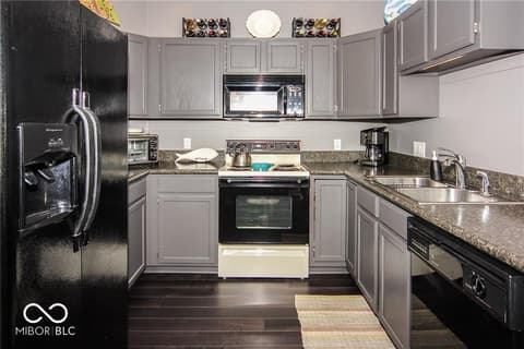 Photo of 20852 Waterscape Way, Noblesville, IN