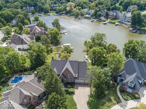 8635 Sturgen Bay Lane
