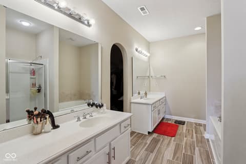 Primary bathroom at 818 Declaration Drive, Pittsboro, IN