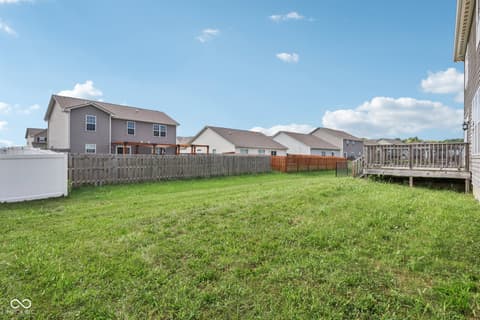 Yard at 818 Declaration Drive, Pittsboro, IN