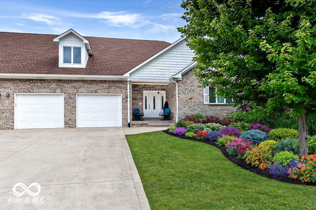 Front exterior at 1761 Walnut Trace, Greenfield, IN