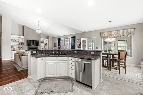 Photo of 19475 Potters Bridge Road, Noblesville, IN
