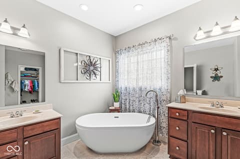 Photo of 19475 Potters Bridge Road, Noblesville, IN