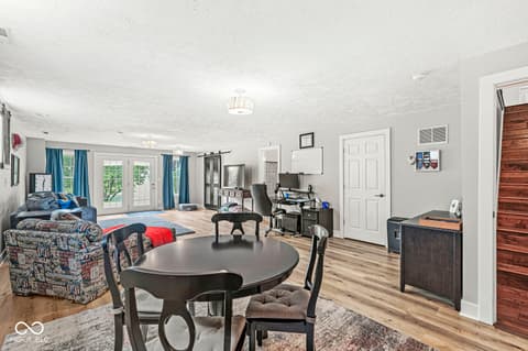 Photo of 19475 Potters Bridge Road, Noblesville, IN