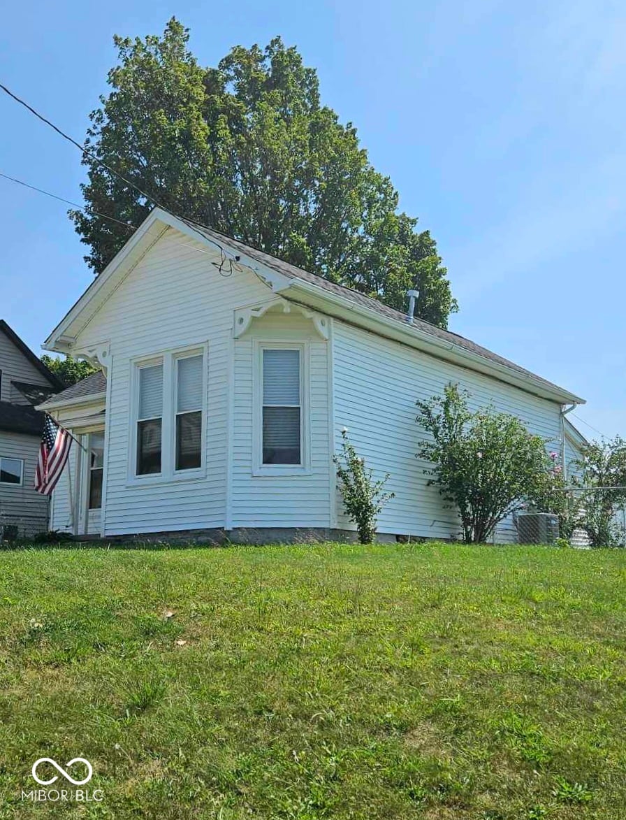 Photo of 529 W 1st Street, Greensburg, IN