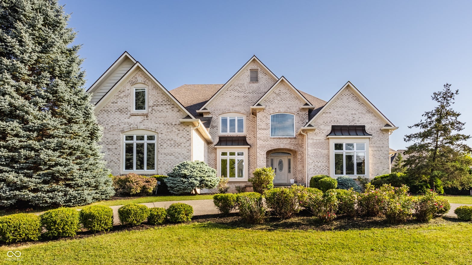 Photo of 954 Deer Lake Drive, Carmel, IN