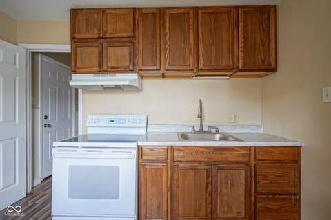 Photo of 2824 S McClure Street, Indianapolis, IN