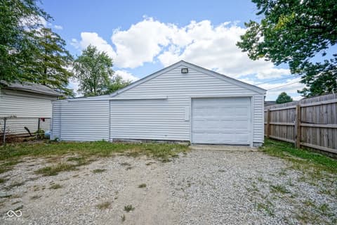 Photo of 2824 S McClure Street, Indianapolis, IN