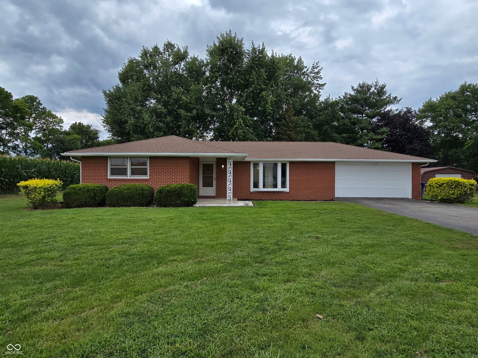 Front exterior at 1105 S Tiger Drive, Yorktown, IN