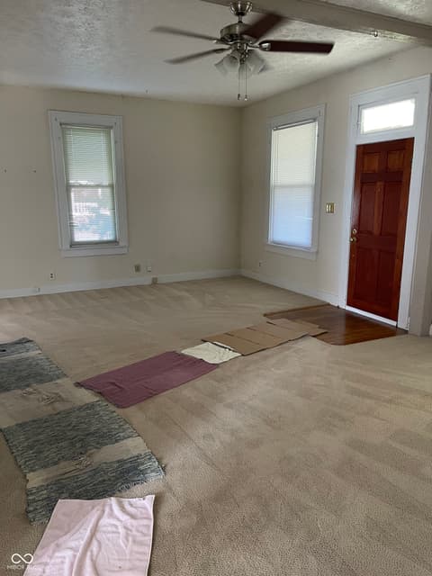 Photo of 909 E Washington Street, Martinsville, IN