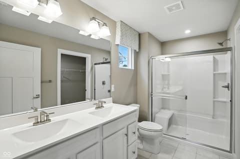Photo of 1275 Gunnison Drive, Greenfield, IN