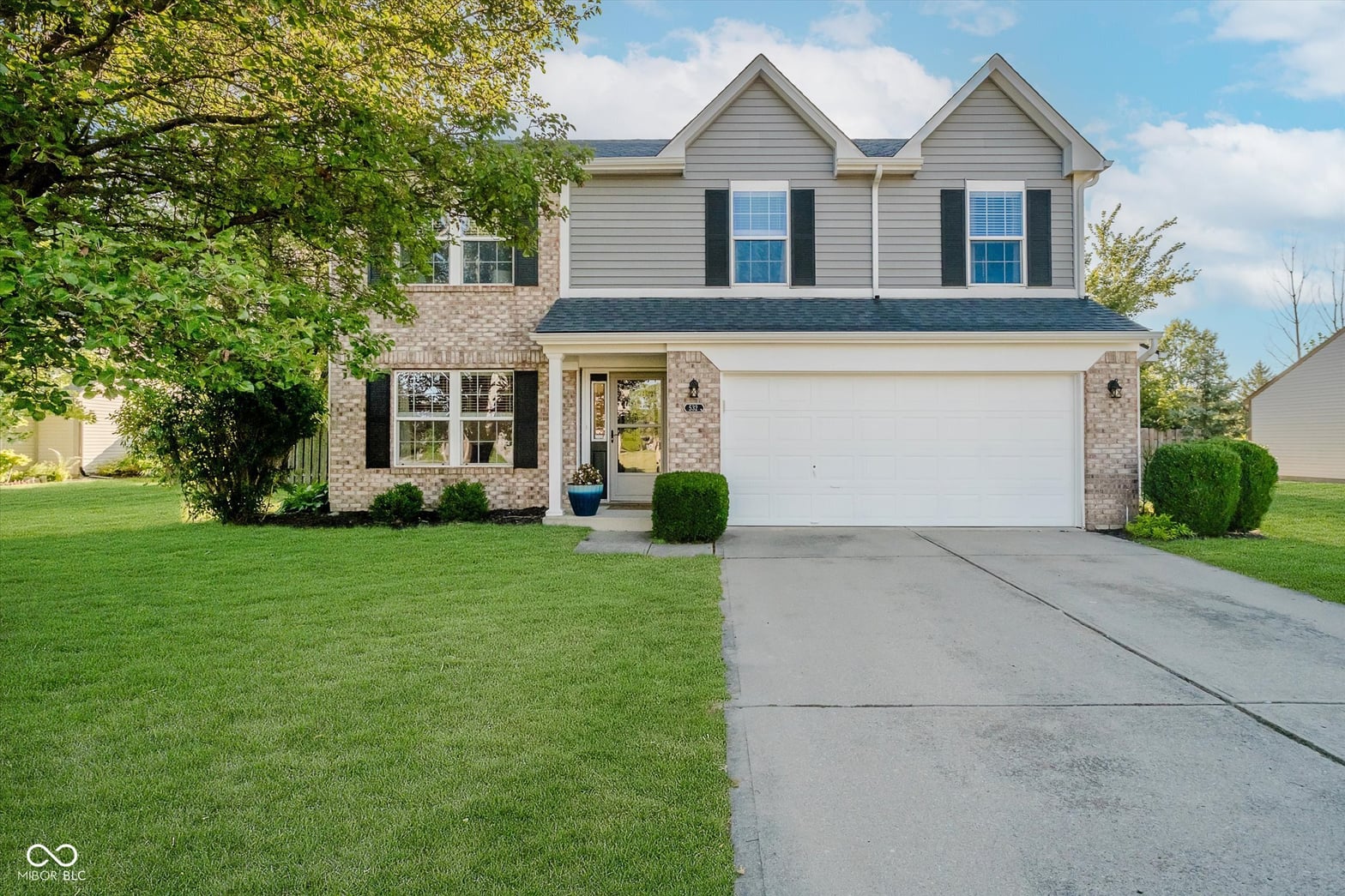 Photo of 532 Zephyr Way, Westfield, IN