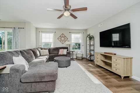 Photo of 532 Zephyr Way, Westfield, IN