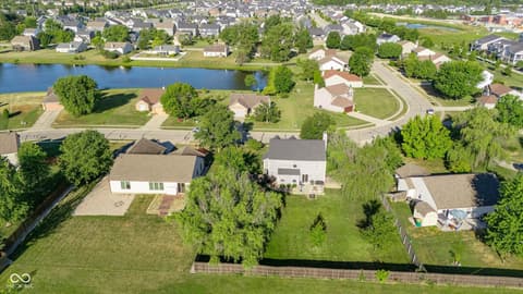 Photo of 532 Zephyr Way, Westfield, IN