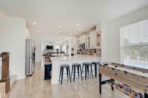 Photo of 16387 Maines Valley Drive, Noblesville, IN