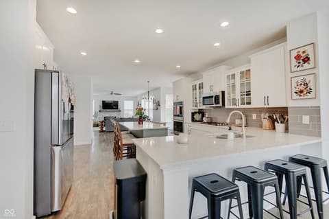 Photo of 16387 Maines Valley Drive, Noblesville, IN