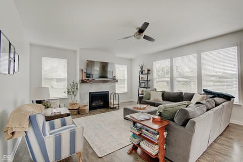Photo of 16387 Maines Valley Drive, Noblesville, IN