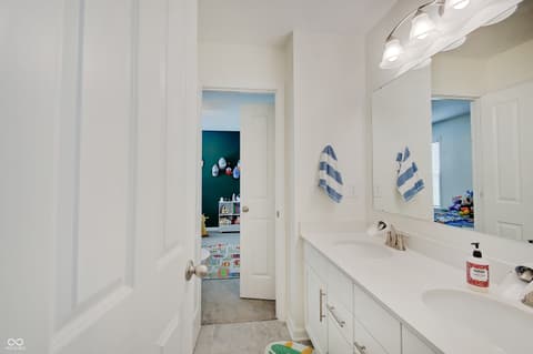 Photo of 16387 Maines Valley Drive, Noblesville, IN