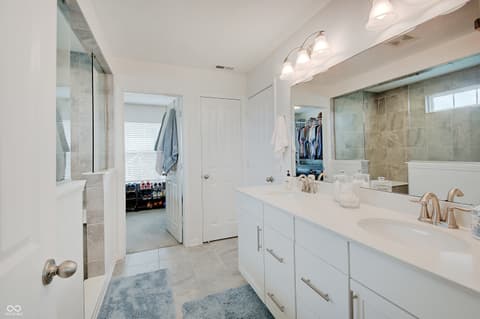 Photo of 16387 Maines Valley Drive, Noblesville, IN