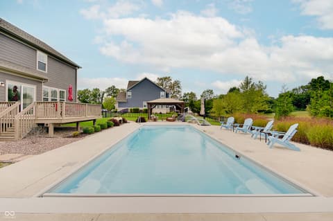 Photo of 16387 Maines Valley Drive, Noblesville, IN