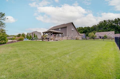 Photo of 16387 Maines Valley Drive, Noblesville, IN