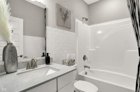 Photo of 1275 Chatham Hills Boulevard, Westfield, IN
