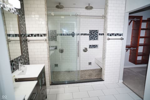Photo of 11418 Feather Rock Court, Fishers, IN
