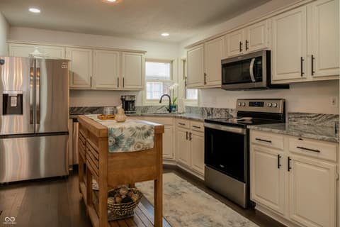 Kitchen at 7032 Steinmeier Drive, Indianapolis, IN