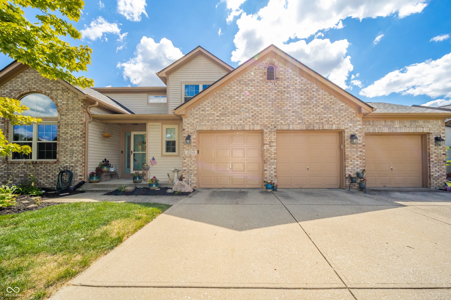 Photo of 13215 Conner Knoll Parkway, Fishers, IN