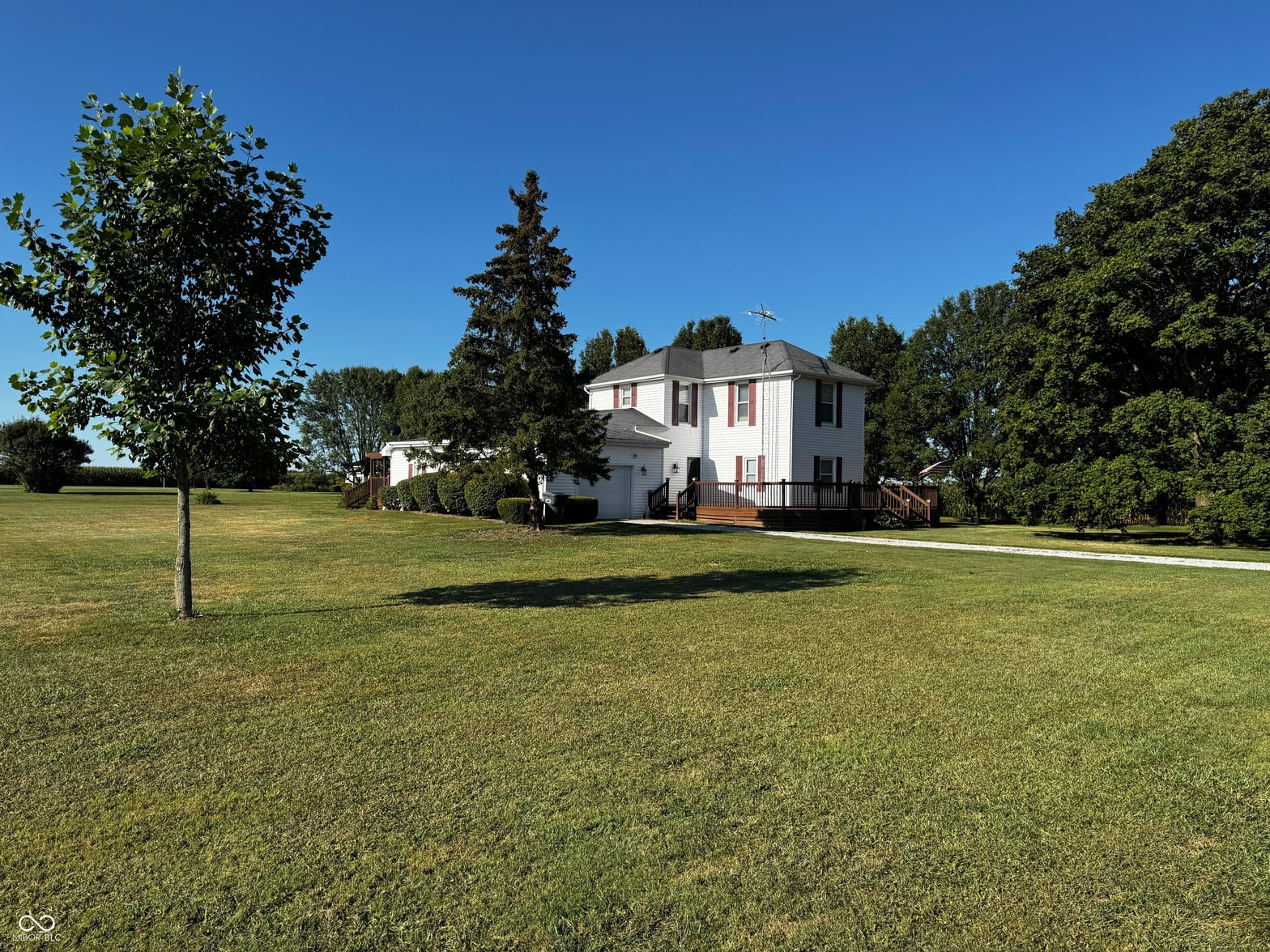 Front exterior at 4517 E County Road 400 S, New Castle, IN