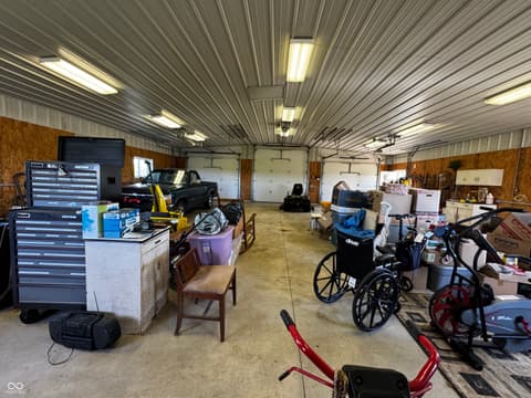 Garage at 4517 E County Road 400 S, New Castle, IN