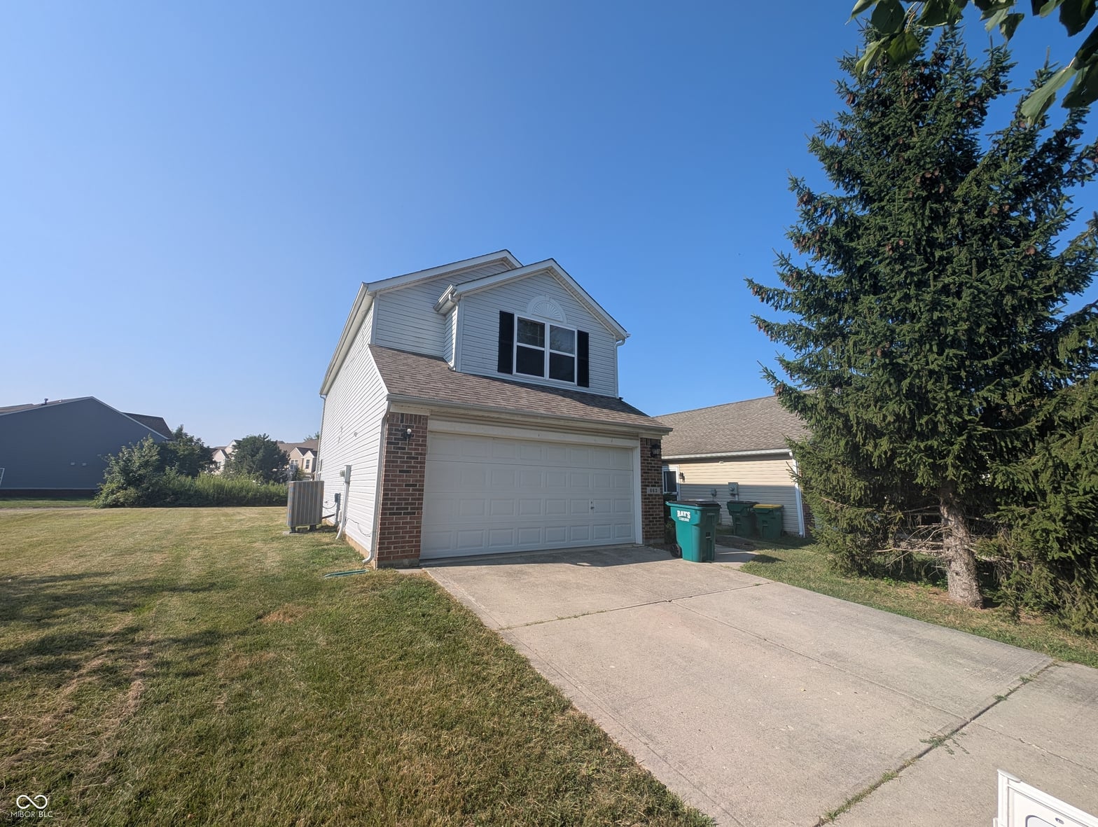 Photo of 663 Vernon Place, Westfield, IN
