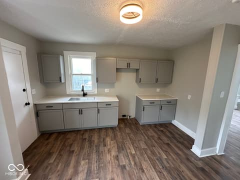 Photo of 941 N Tuxedo Street, Indianapolis, IN