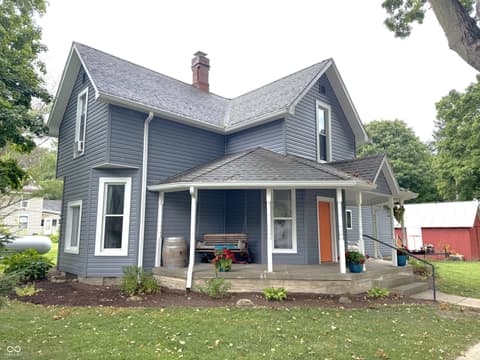 501 W Adams Street
