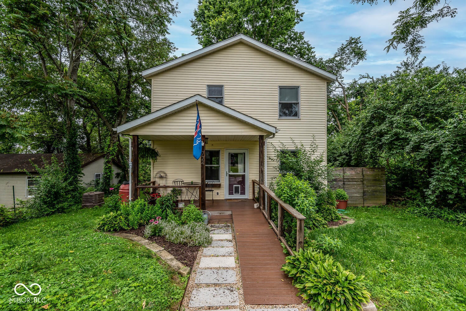 Front exterior at 724 N Lindbergh Drive, Bloomington, IN