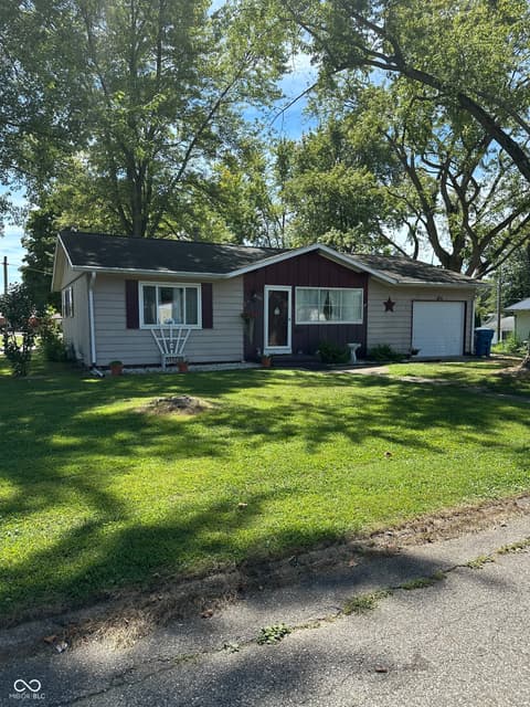 301 Marion Boulevard