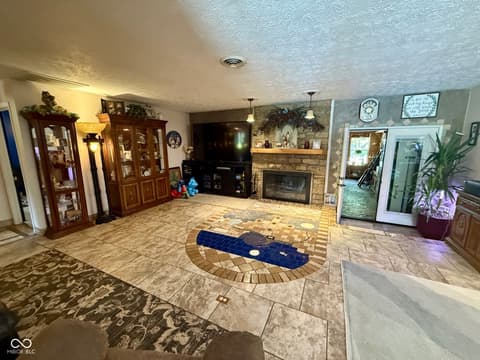 Living room at 2500 S Edgewood Cove, Martinsville, IN