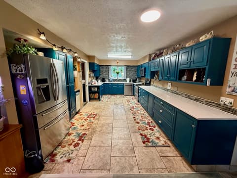 Kitchen at 2500 S Edgewood Cove, Martinsville, IN