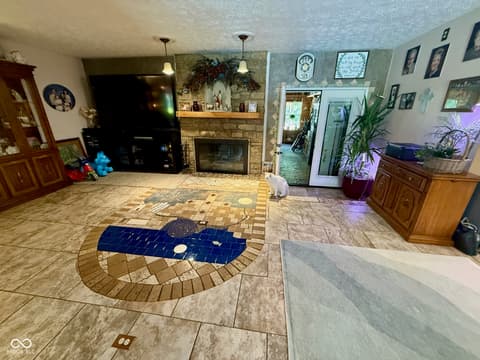 Living room at 2500 S Edgewood Cove, Martinsville, IN