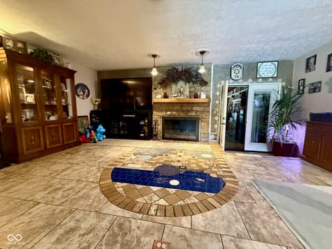 Living room at 2500 S Edgewood Cove, Martinsville, IN